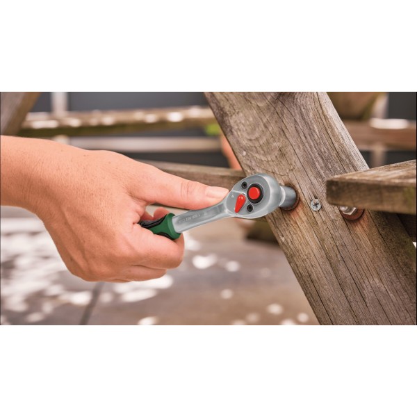 Фото - Набір торцевих голівок Bosch 1/4" з тріскачкою 15 шт. (1.600.A03.EG1)